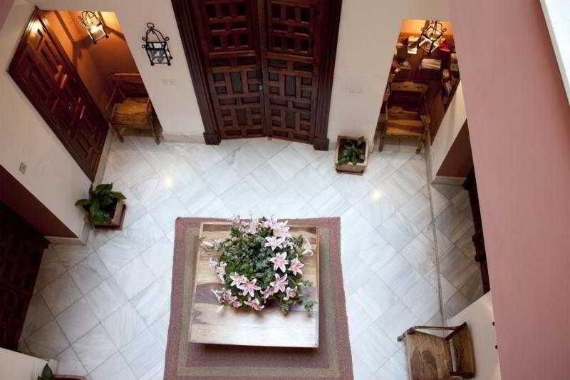 La Abadia De Giralda