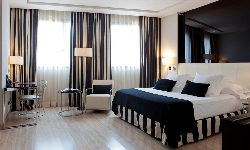 Hotel Maydrit Airport