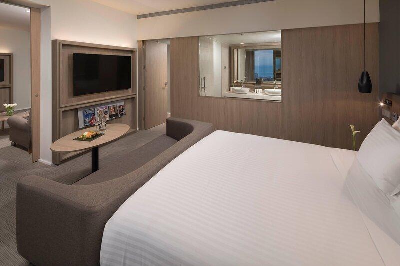 Meliá Barcelona Sky