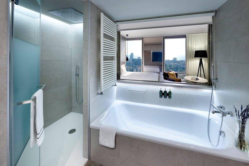 Meliá Barcelona Sky