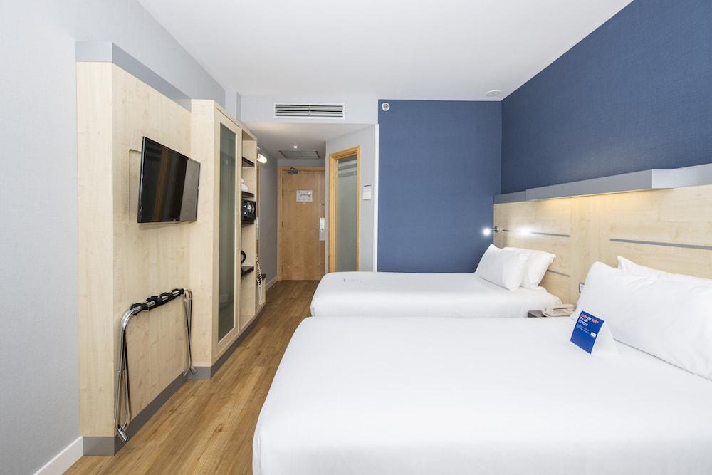 Holiday Inn Express Barcelona City 22@, An Ihg Hotel