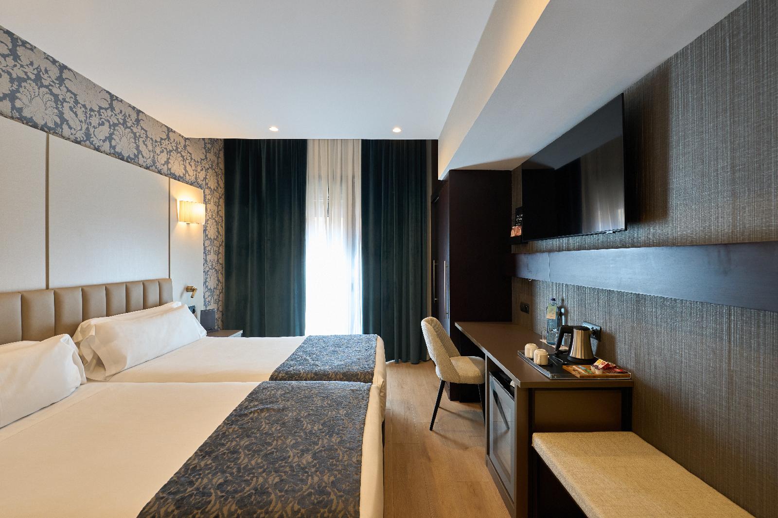 Hotel Catalonia Port