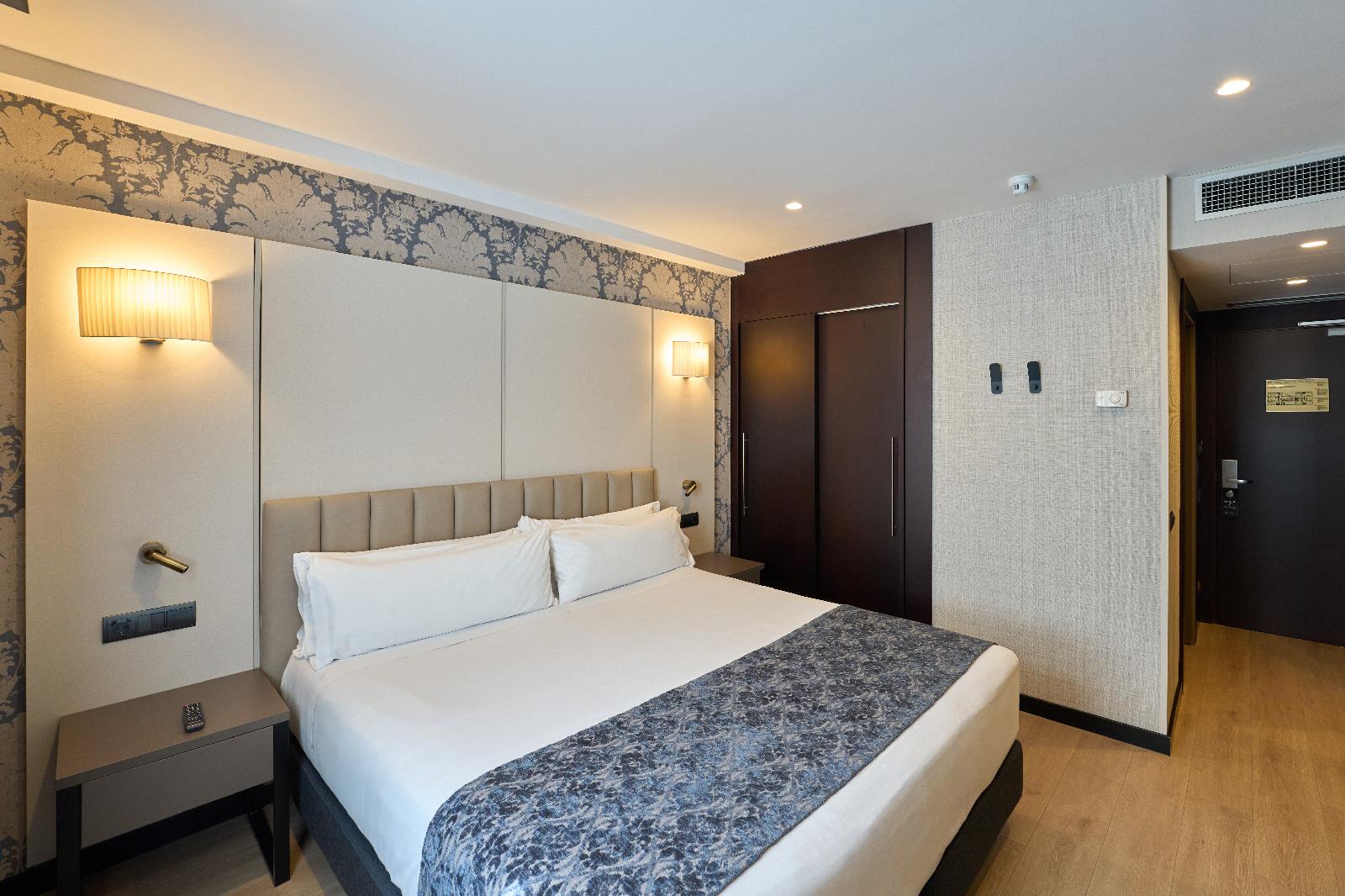 Hotel Catalonia Port