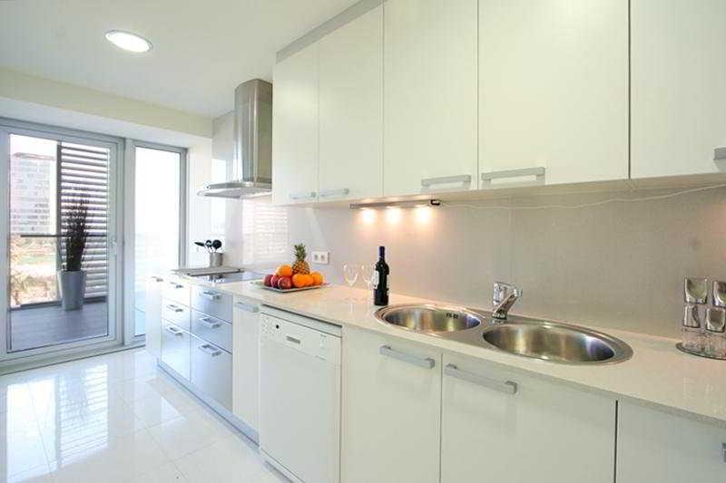Rent Top Apartments Beach-Diagonal Mar