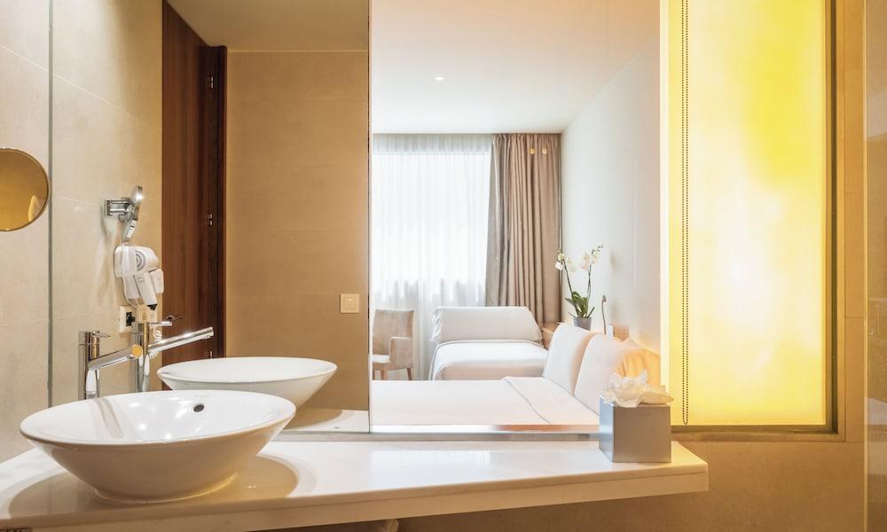 Hotel Sb Diagonal Zero 4 Sup