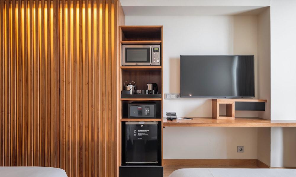 Hotel Sb Diagonal Zero 4 Sup