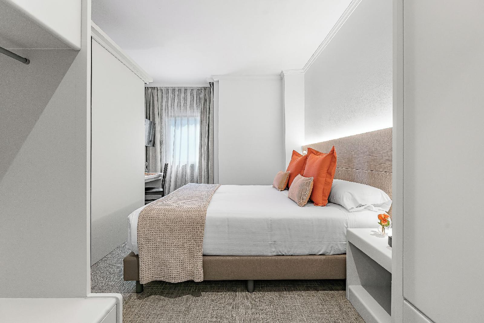Acacia Suite