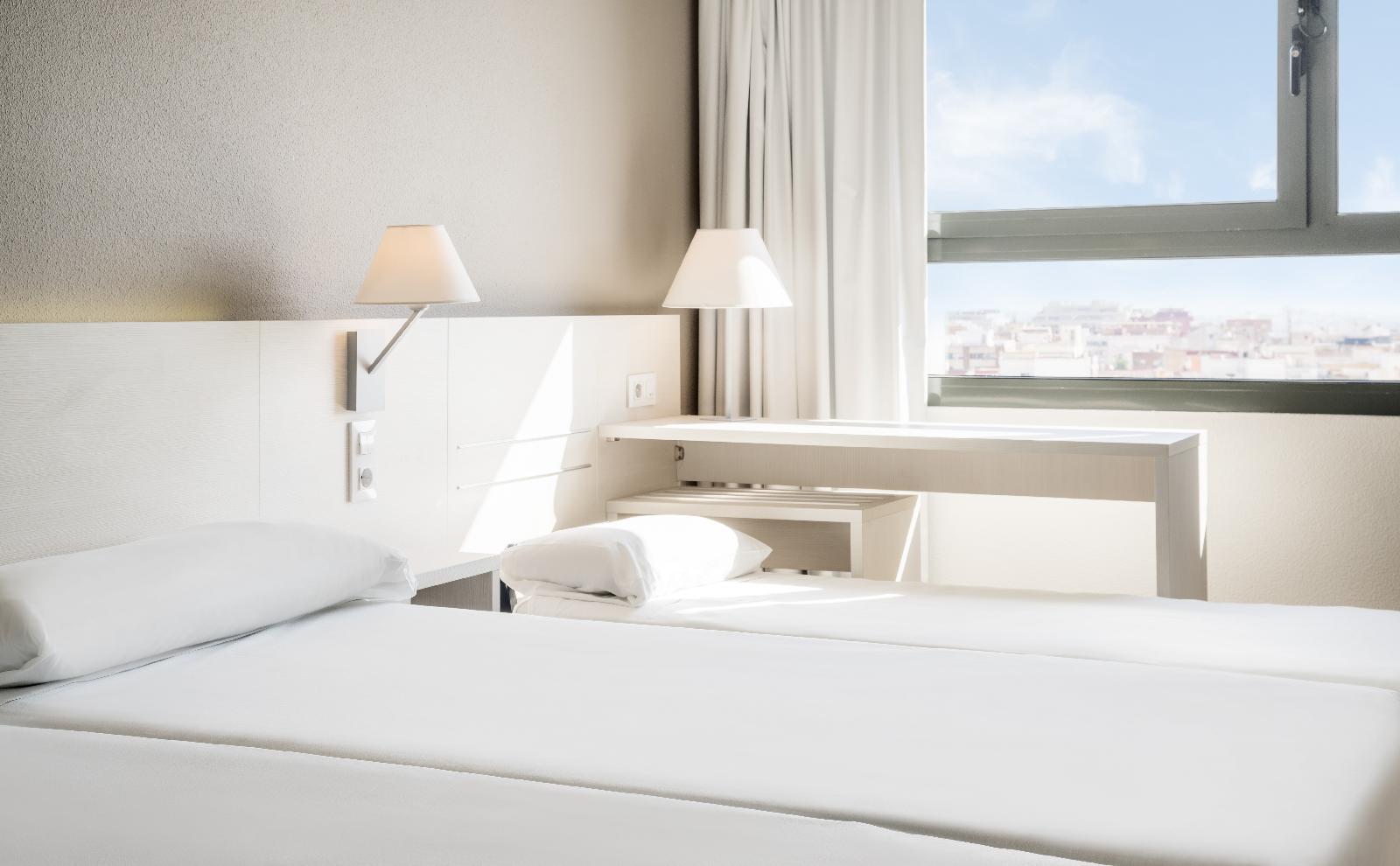 Hotel Ilunion Valencia 3