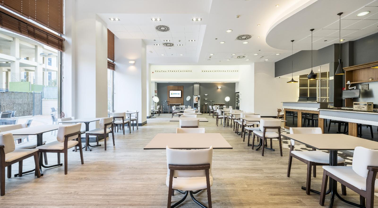 Hotel Ilunion Valencia 3