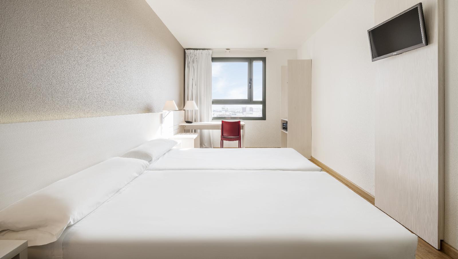 Hotel Ilunion Valencia 3