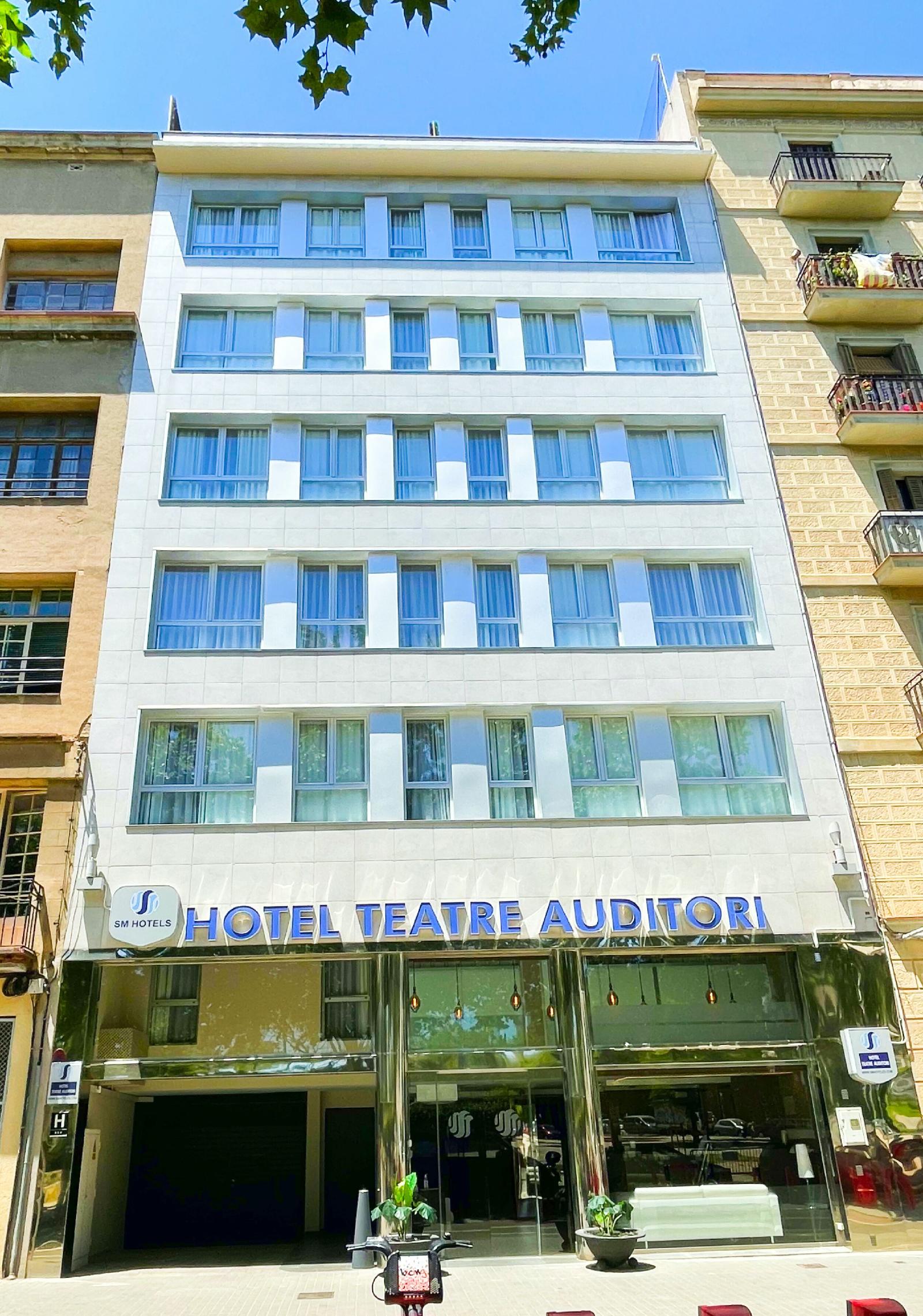 Sm Hotel Teatre Auditori