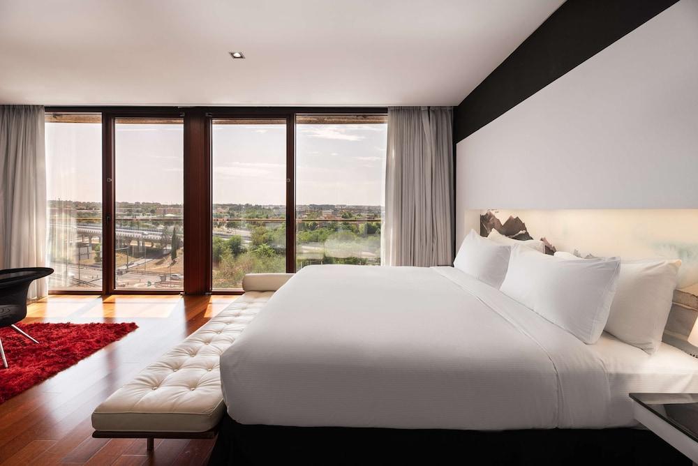 Hilton Madrid Airport
