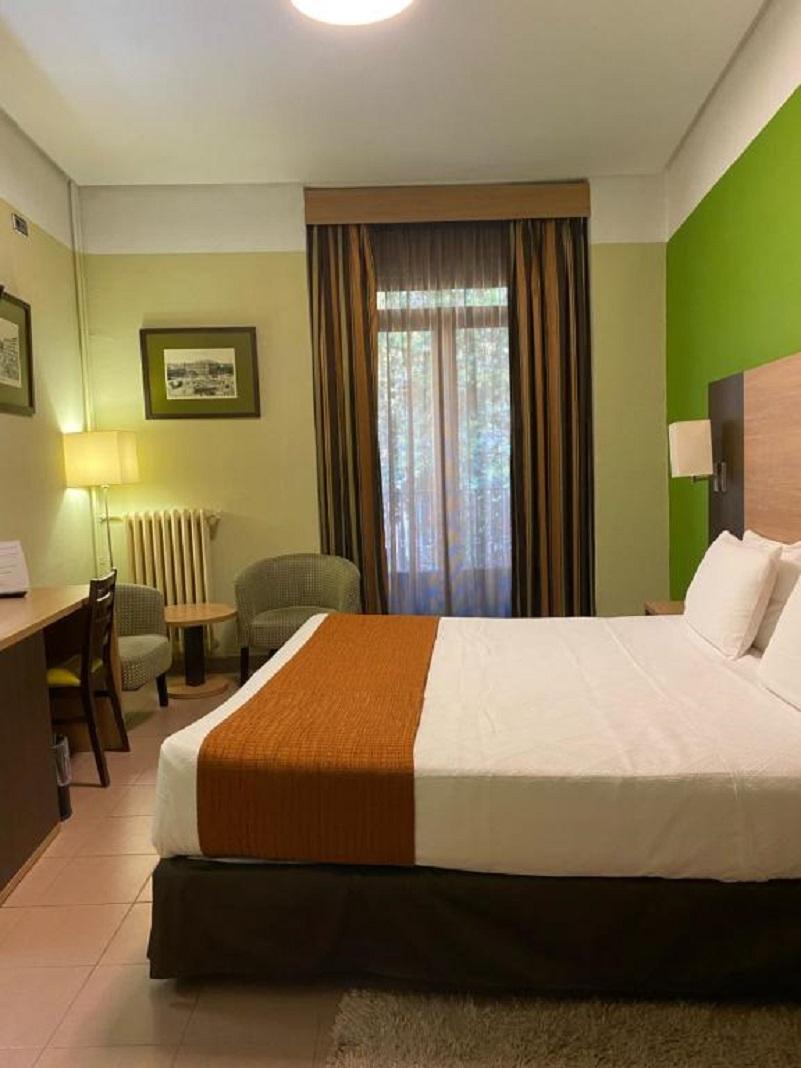 Hostal Ballesta