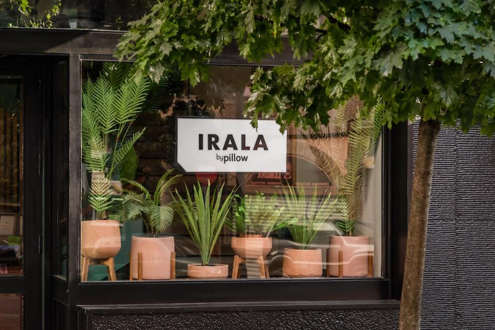 Irala by Pillow