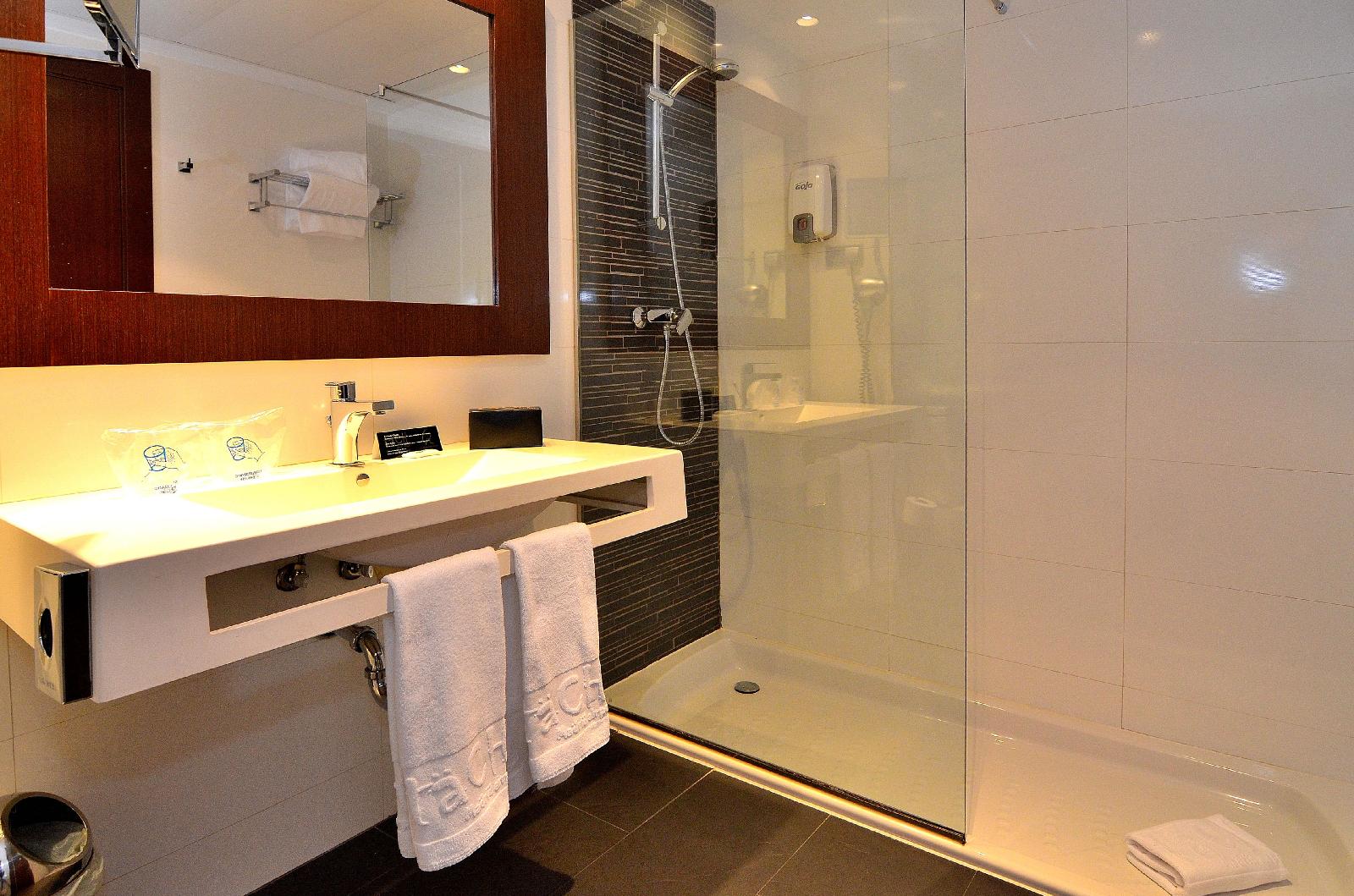 Tach Hotel  Madrid Airport