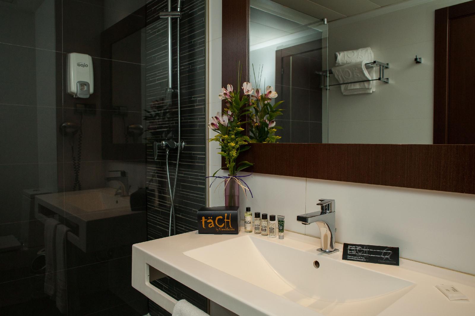 Tach Hotel  Madrid Airport