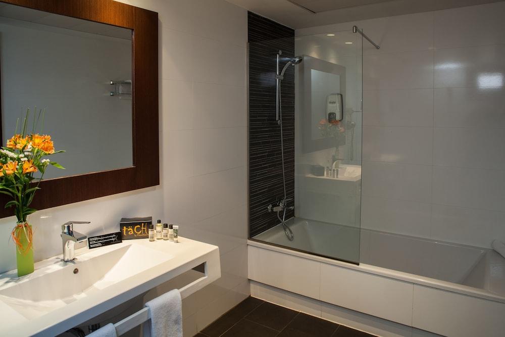 Tach Hotel  Madrid Airport