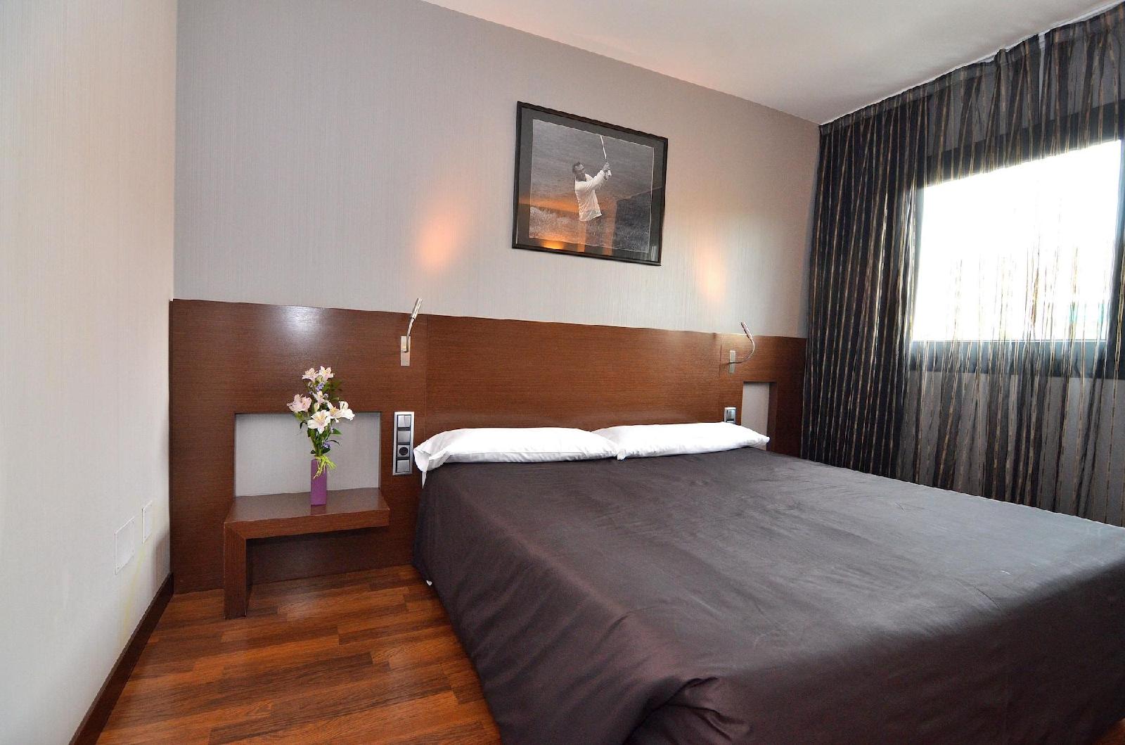 Tach Hotel  Madrid Airport