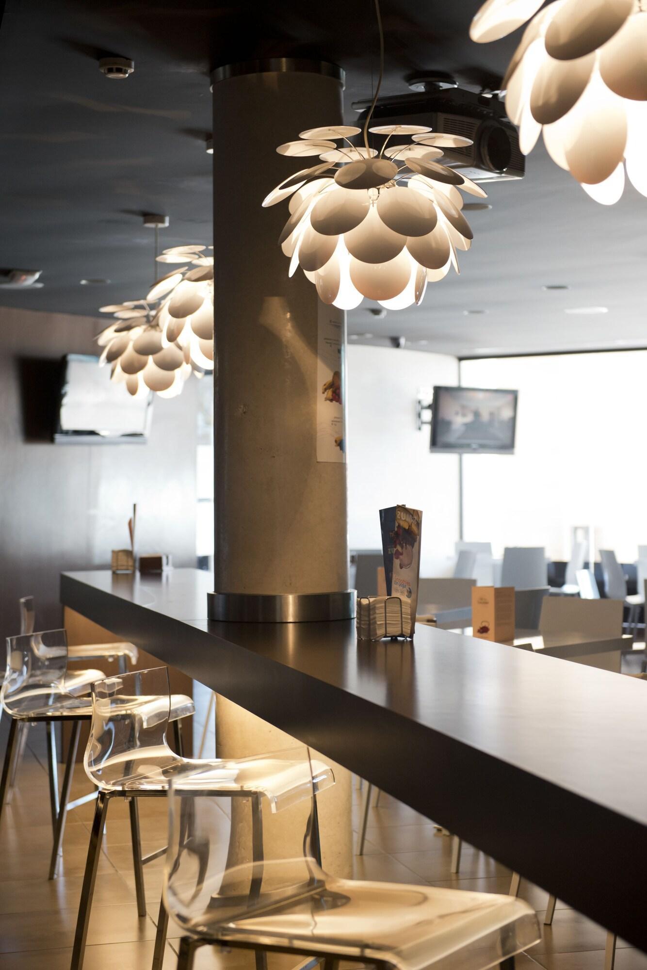 Tach Hotel  Madrid Airport