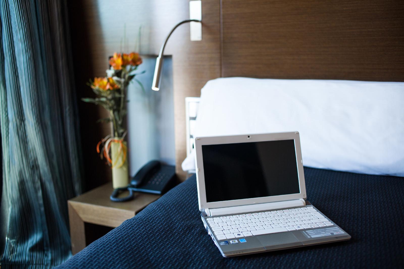 Tach Hotel  Madrid Airport