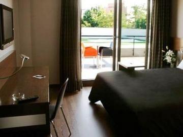 Tach Hotel  Madrid Airport