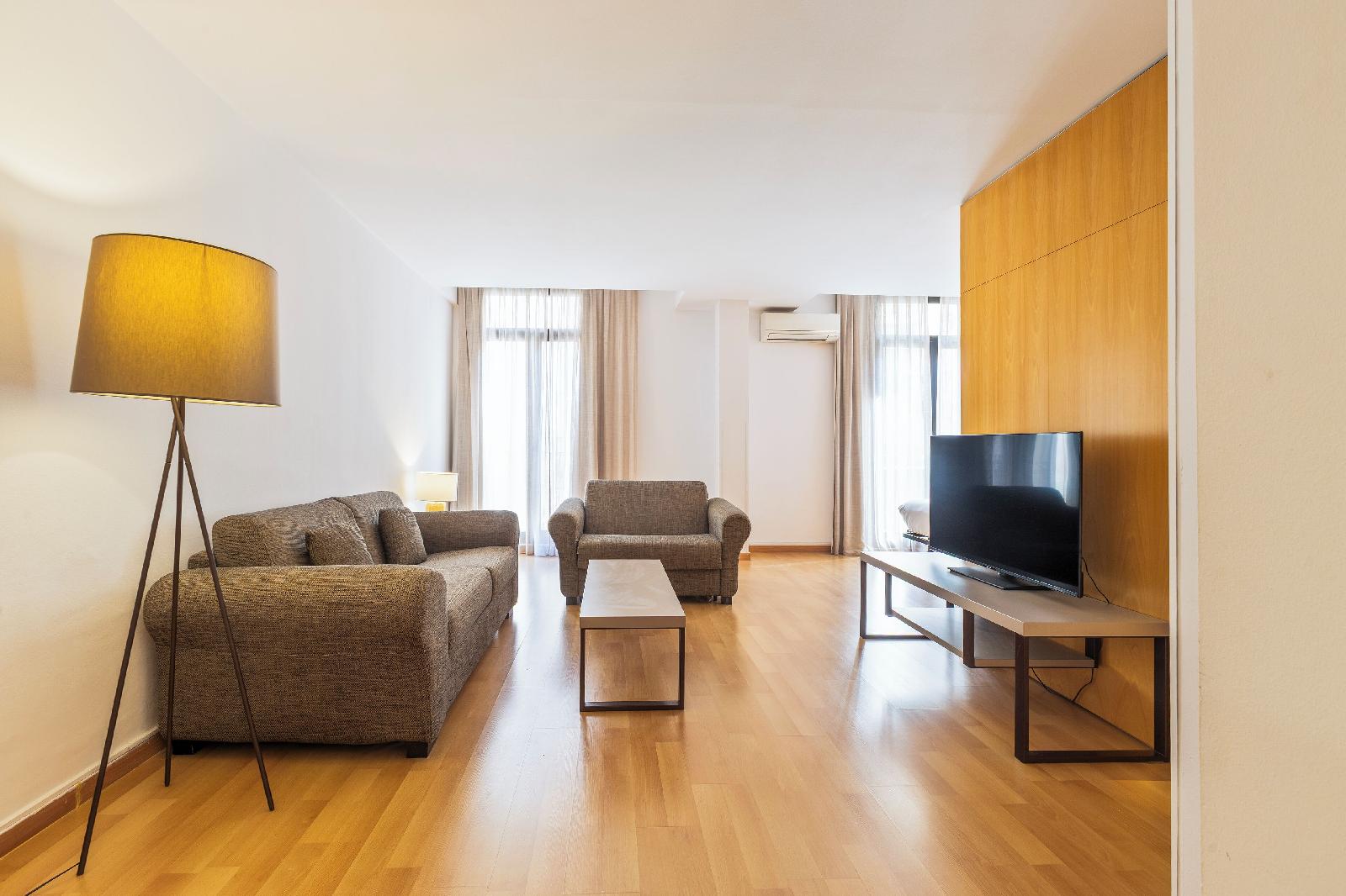 Aspasios Plaza Real Apartments