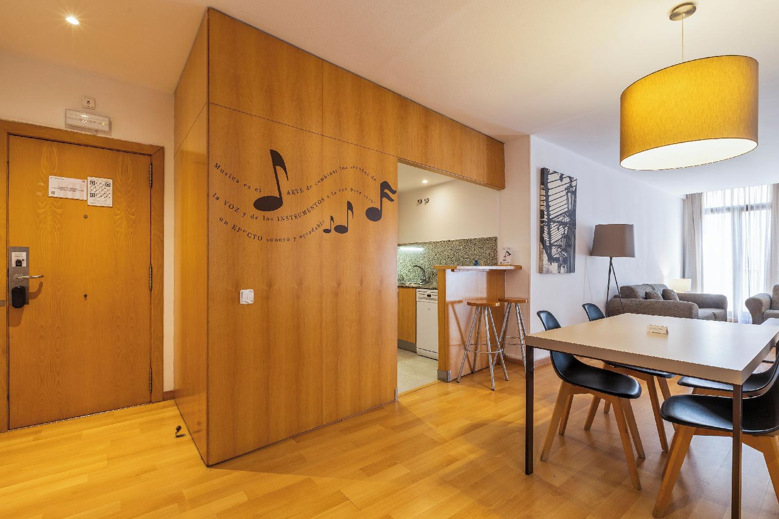 Aspasios Plaza Real Apartments