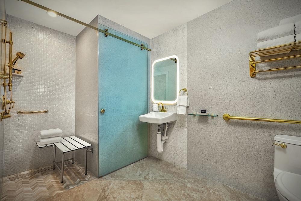 Cardozo Hotel