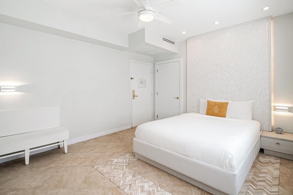 Cardozo Hotel