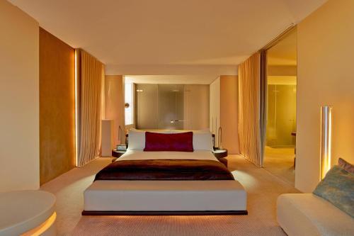 W Barcelona