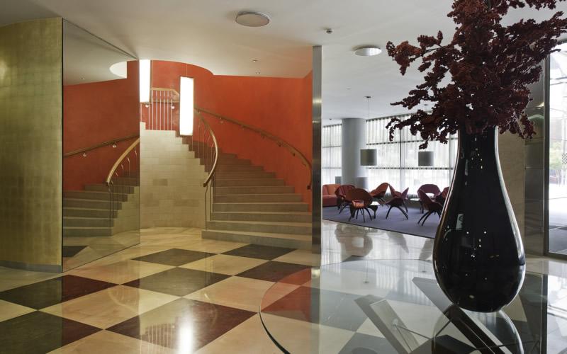 Hotel Reina Petronila