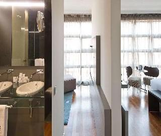 Hotel Reina Petronila