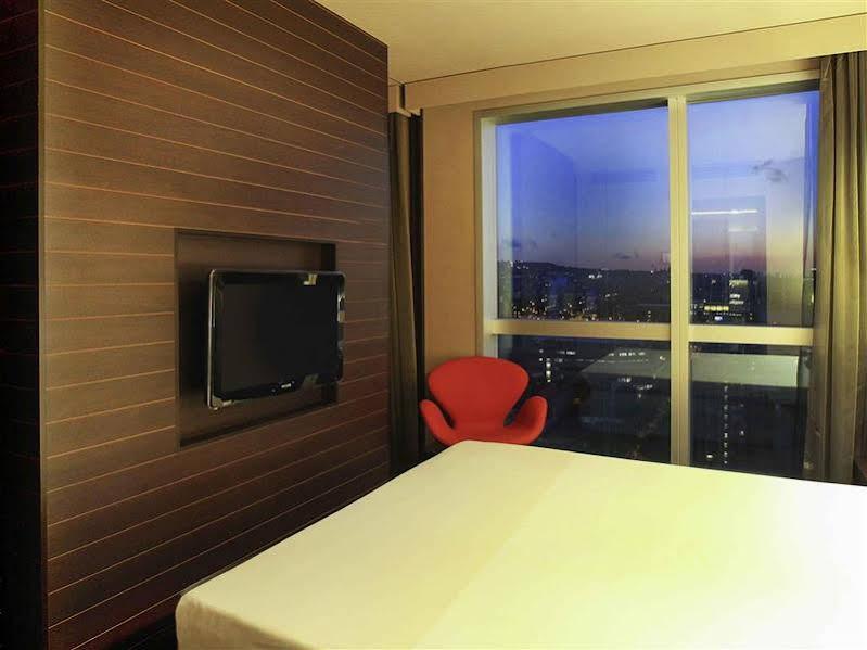 Novotel Barcelona City