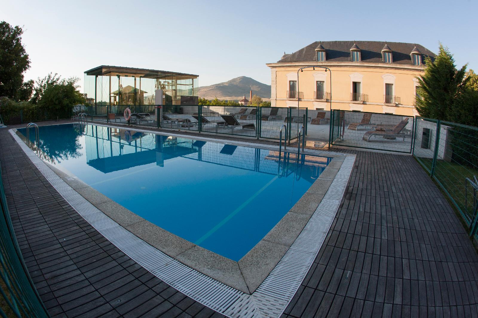 Parador De La Granja