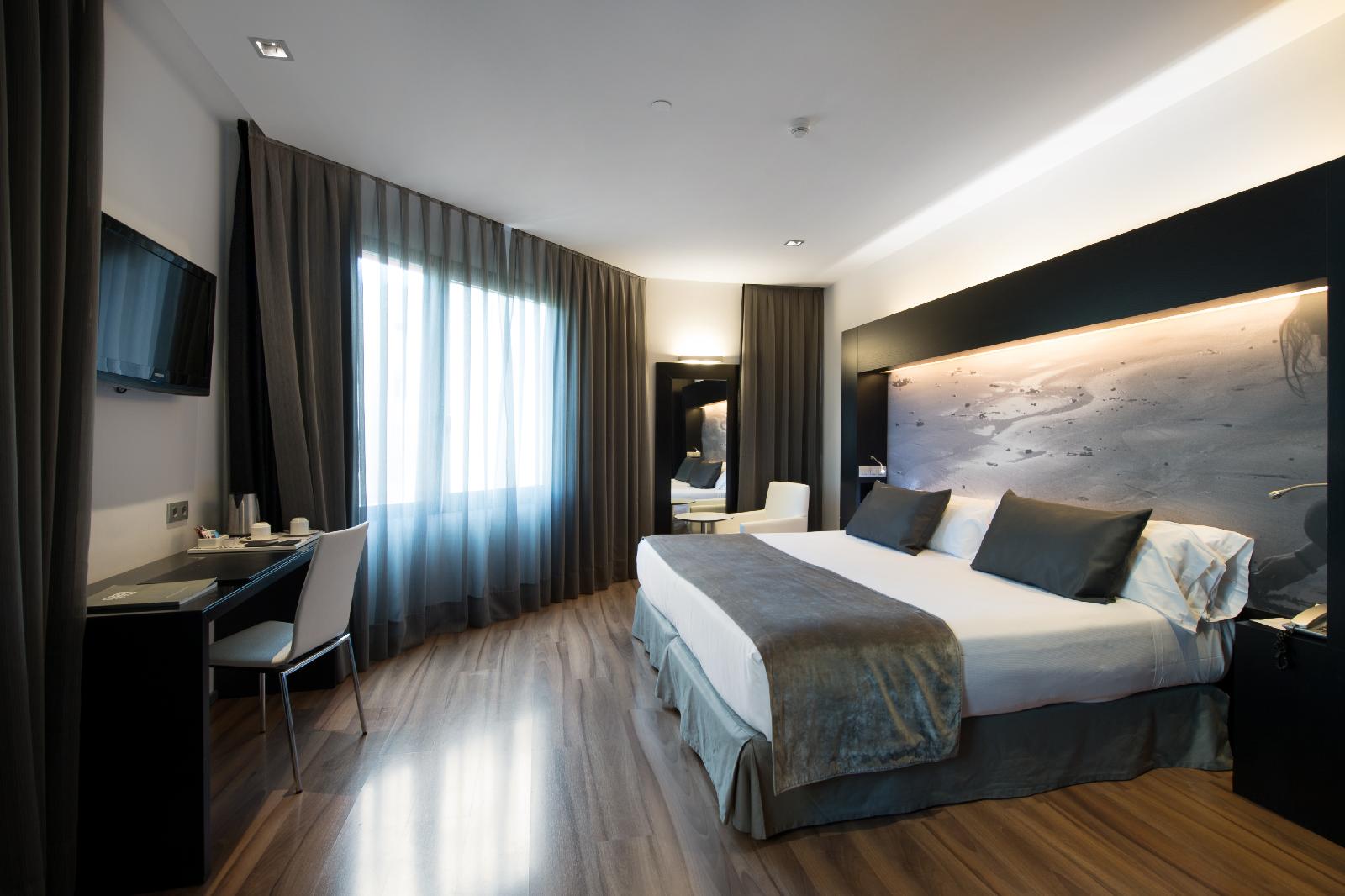 Catalonia Catedral Hotel