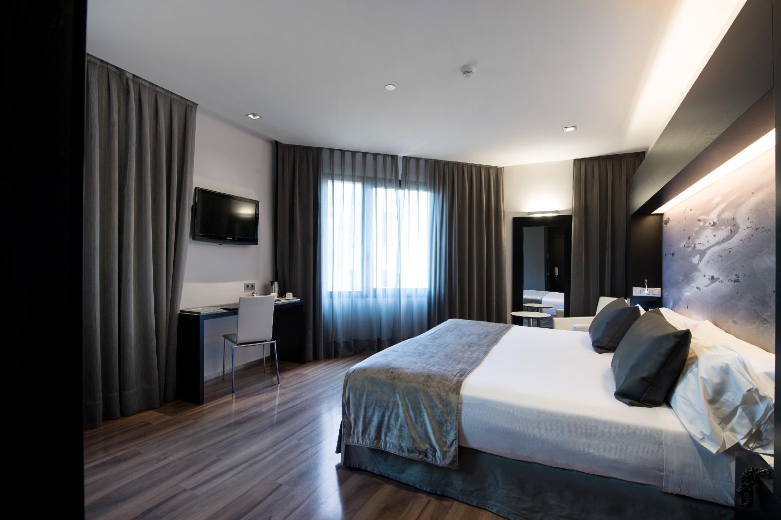 Catalonia Catedral Hotel