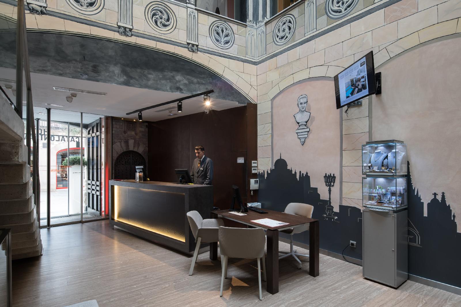 Catalonia Catedral Hotel