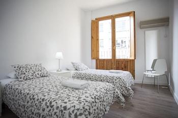 Fuencarral Apartments