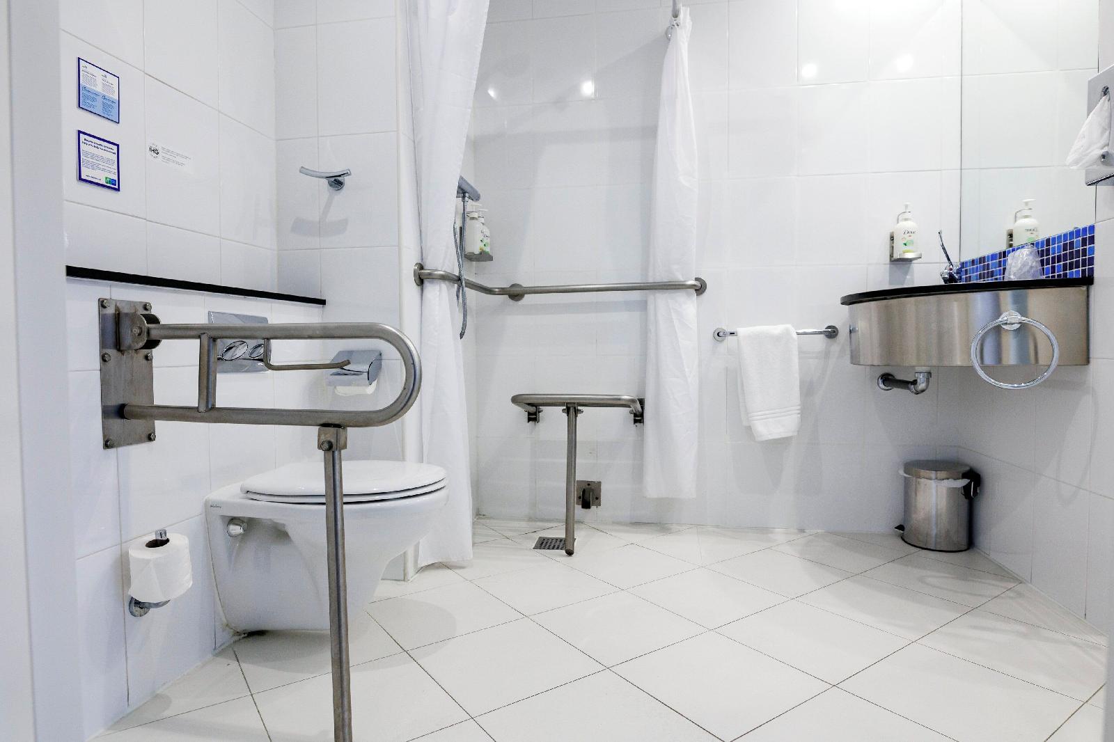 Holiday Inn Express Bilbao, An Ihg Hotel