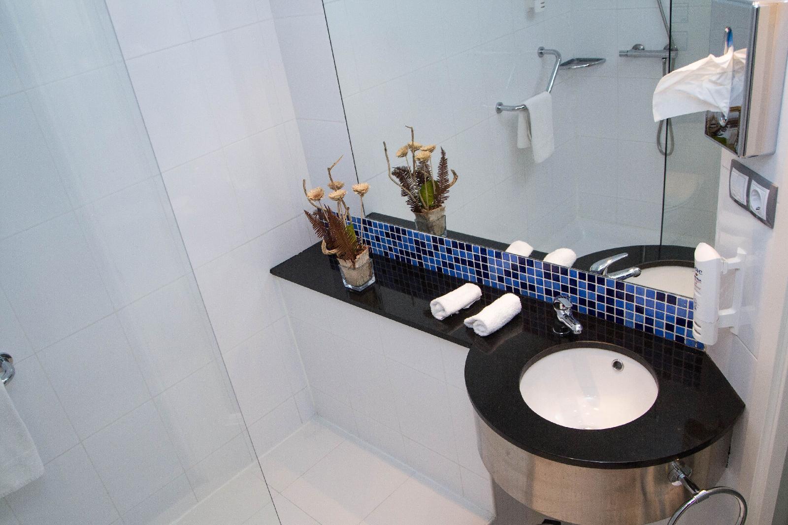 Holiday Inn Express Bilbao, An Ihg Hotel
