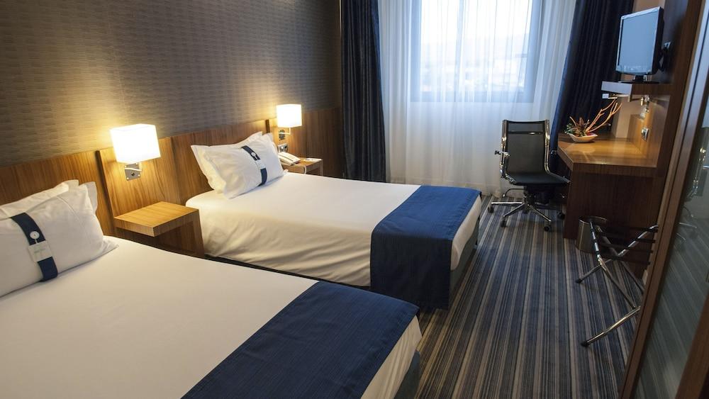 Holiday Inn Express Bilbao, An Ihg Hotel