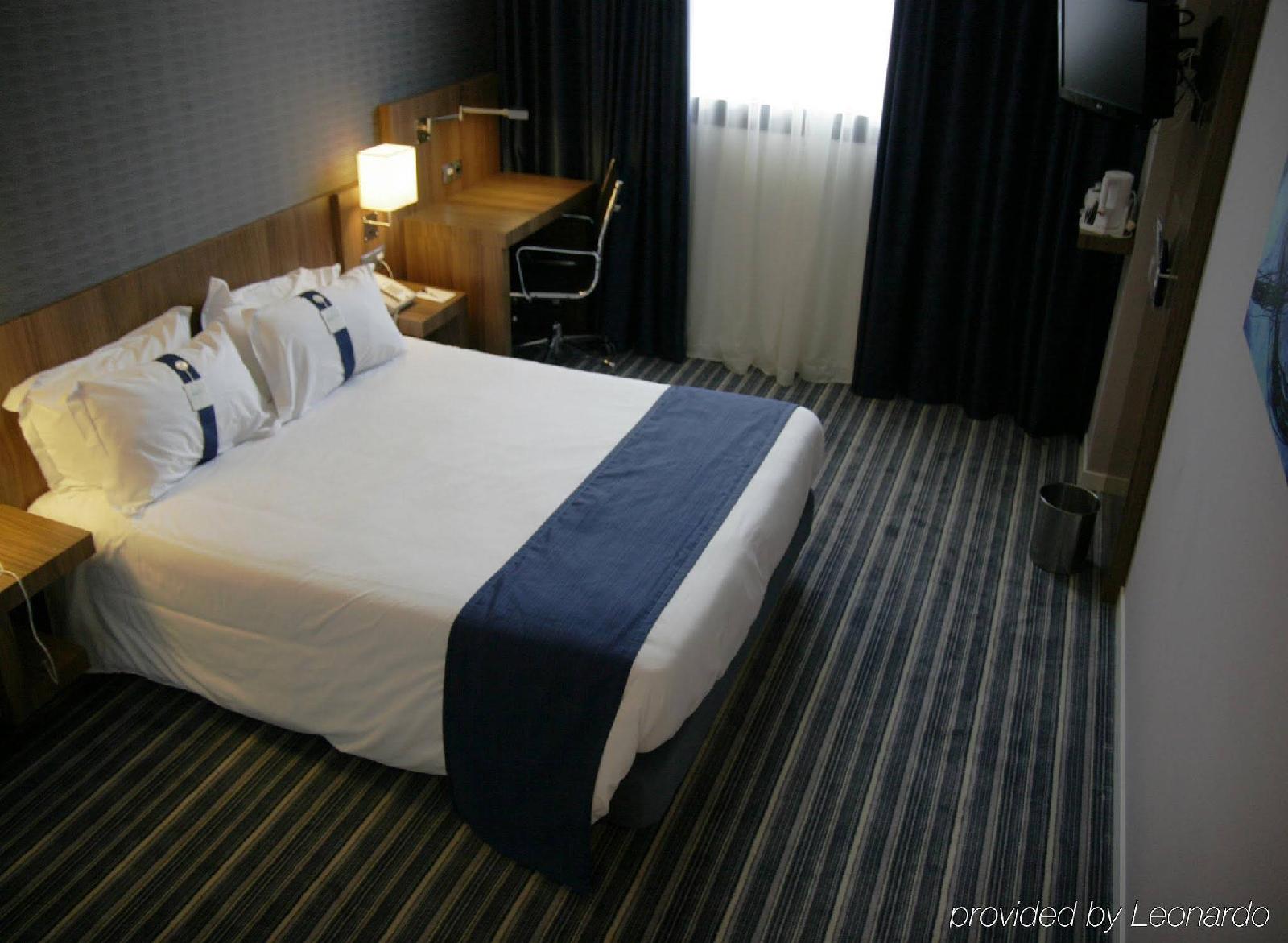 Holiday Inn Express Bilbao, An Ihg Hotel