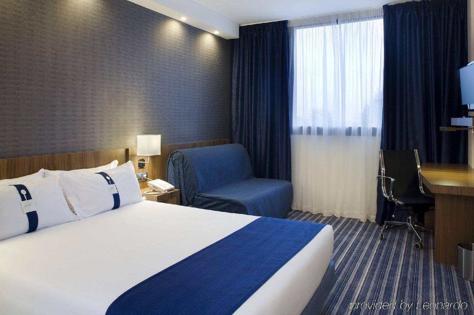 Holiday Inn Express Bilbao, An Ihg Hotel