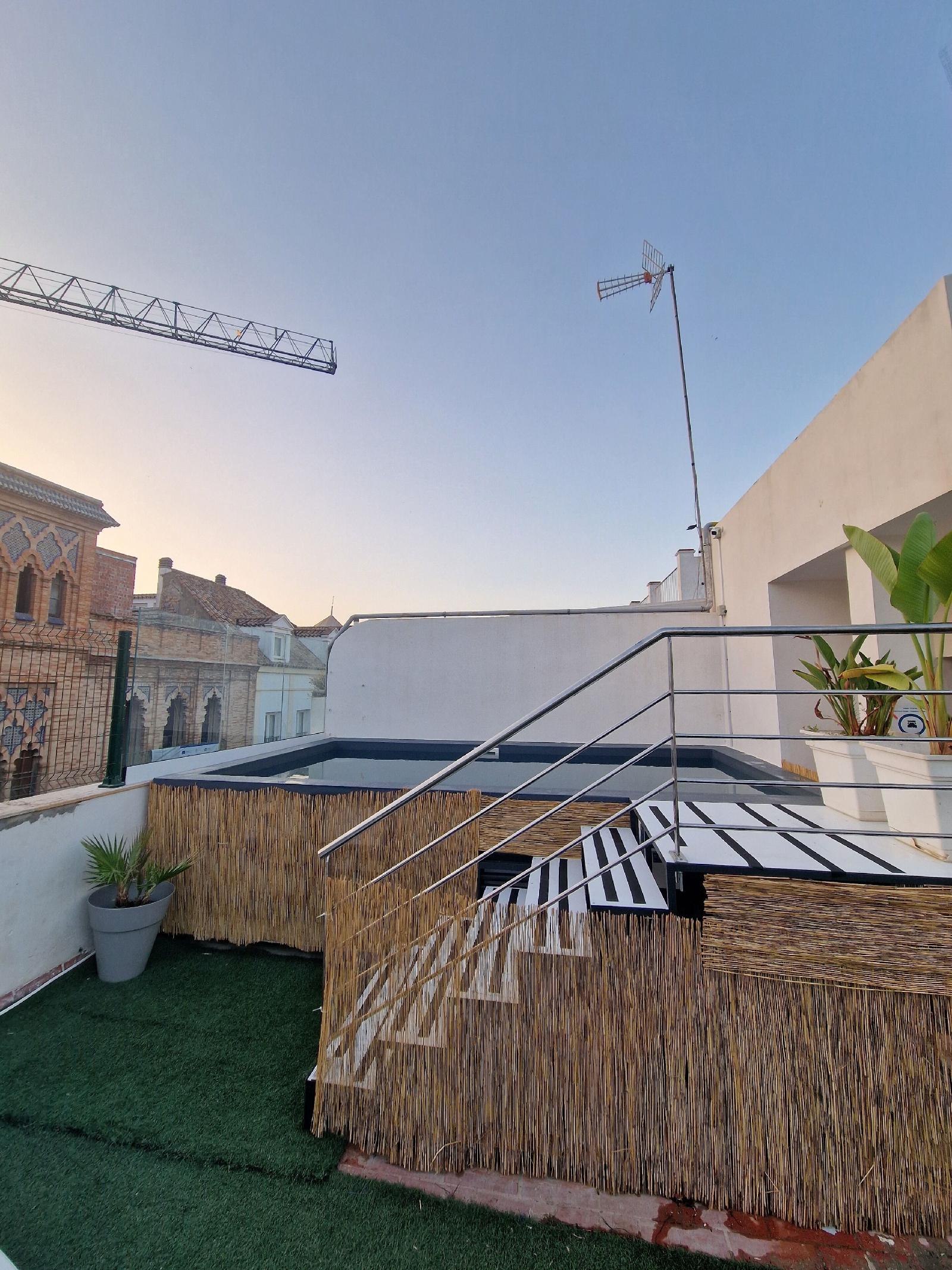 Hotel y Apartamentos Doña Lola