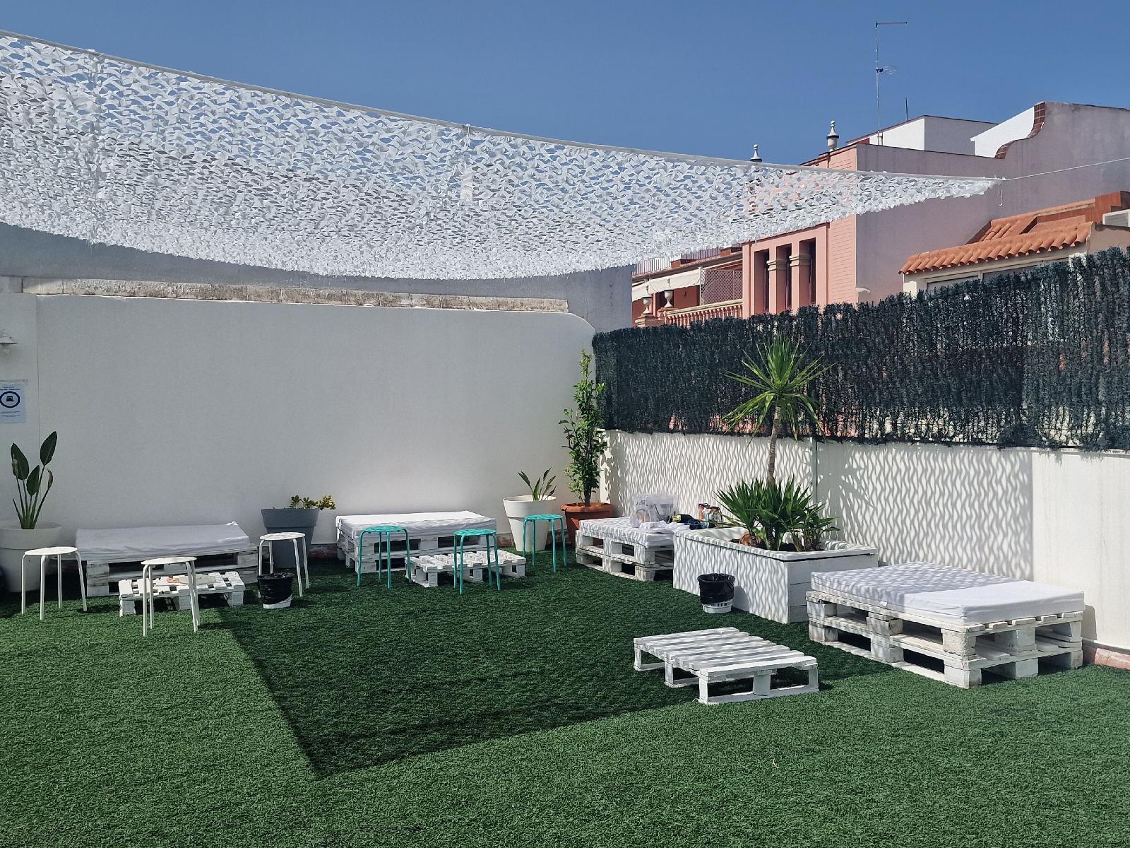 Hotel y Apartamentos Doña Lola