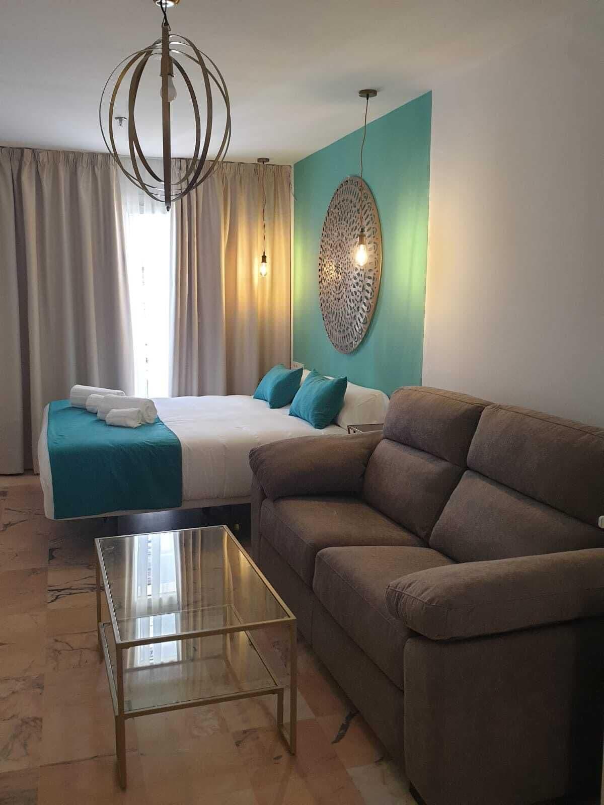 Hotel y Apartamentos Doña Lola
