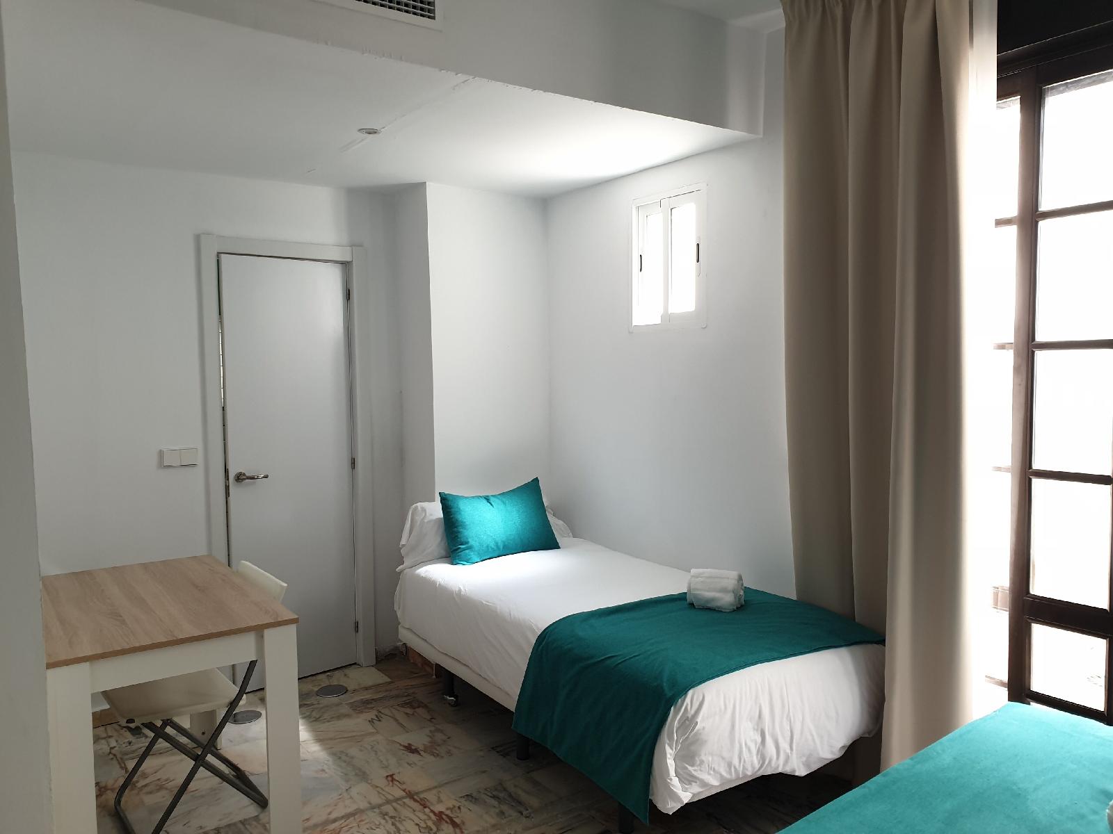 Hotel y Apartamentos Doña Lola
