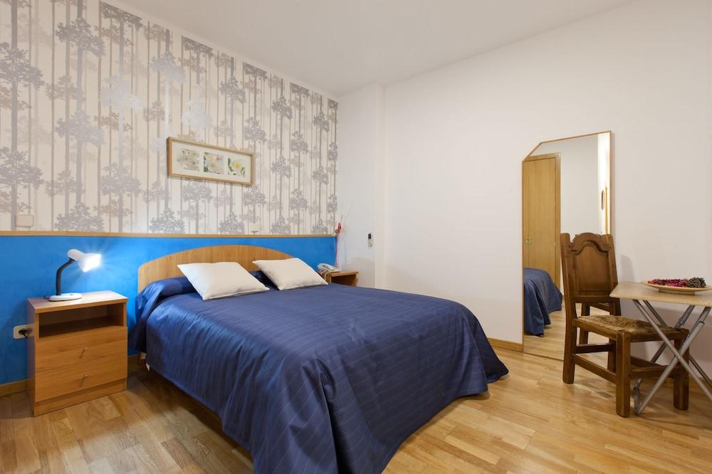 Hostal Montaloya