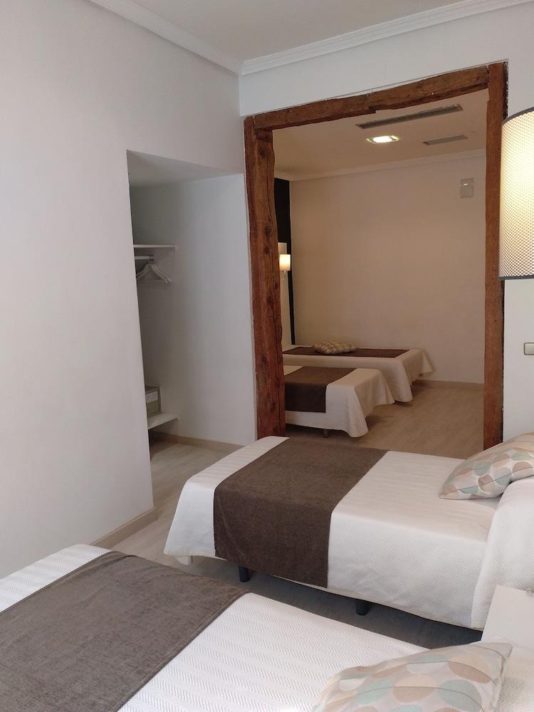 Hostal Aguilar