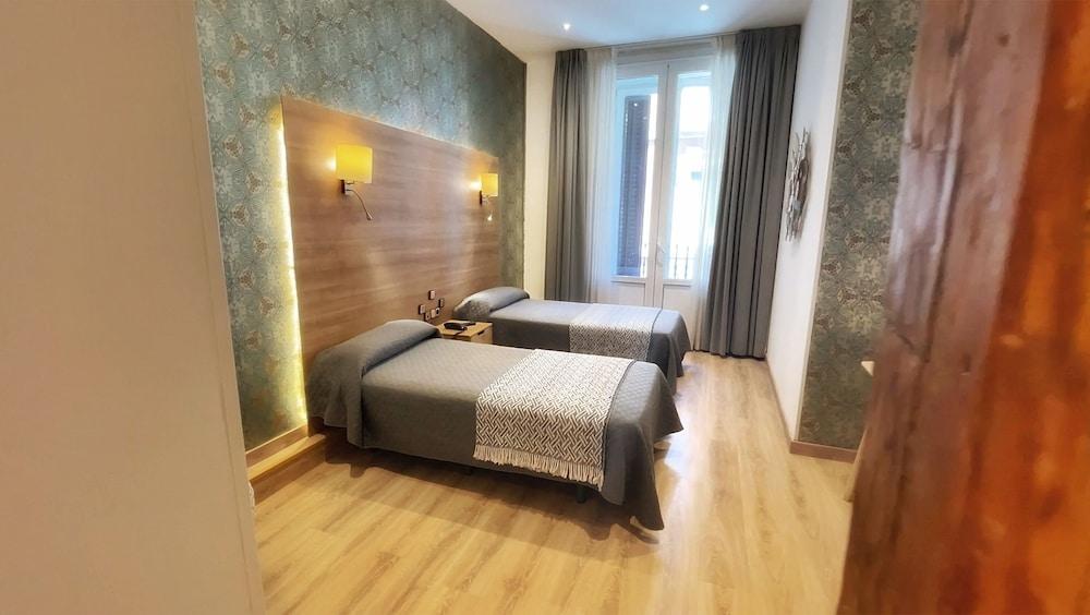 Hostal Aguilar